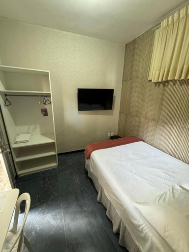Bedroom 24