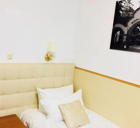 Bedroom 5, Hotel am Bayrischen Platz, Leipzig