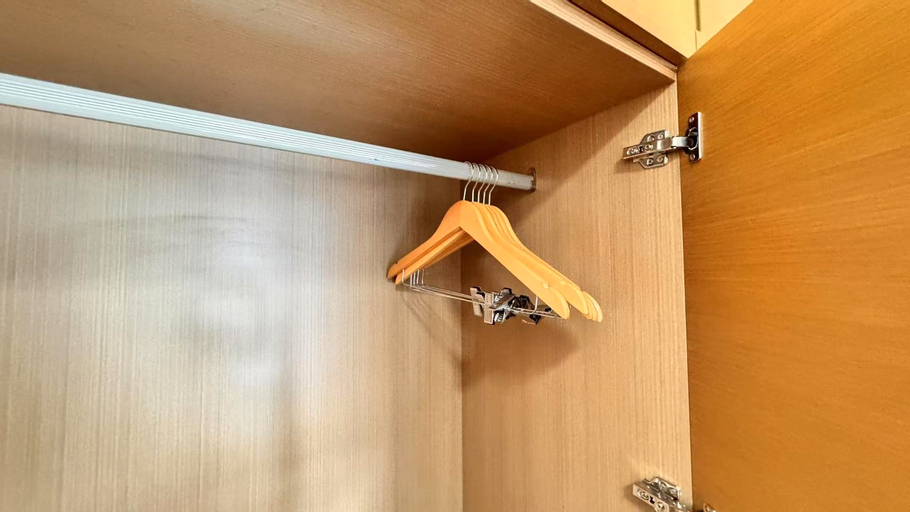 Bathroom 12