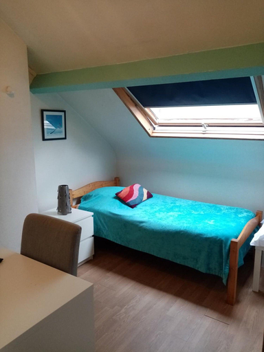 Bedroom 4, Hôtel De La Poste, Seine-Maritime