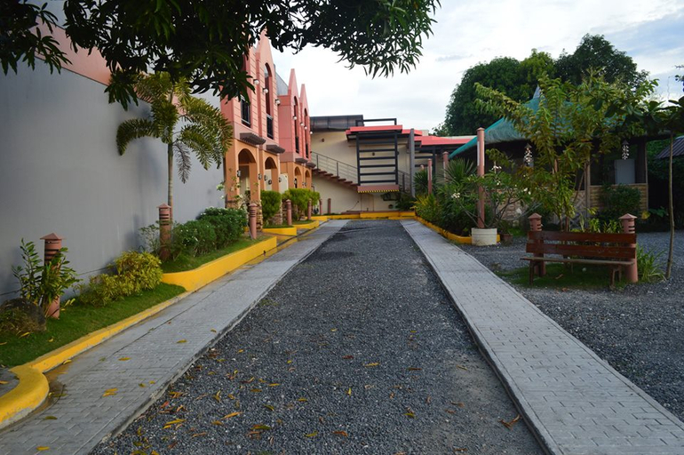 Manora Apartments and Guesthouse, Talisay City