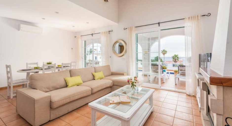 Facilities 4, Villa Ursula, Baleares