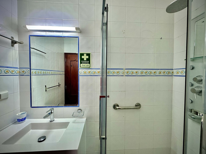 Bathroom 4, Albufeira Summer Villa 1 by Homing, Albufeira