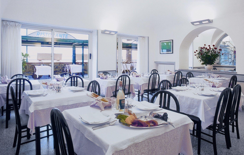 Food & Drinks 5, Hotel Danio Lungomare, Savona