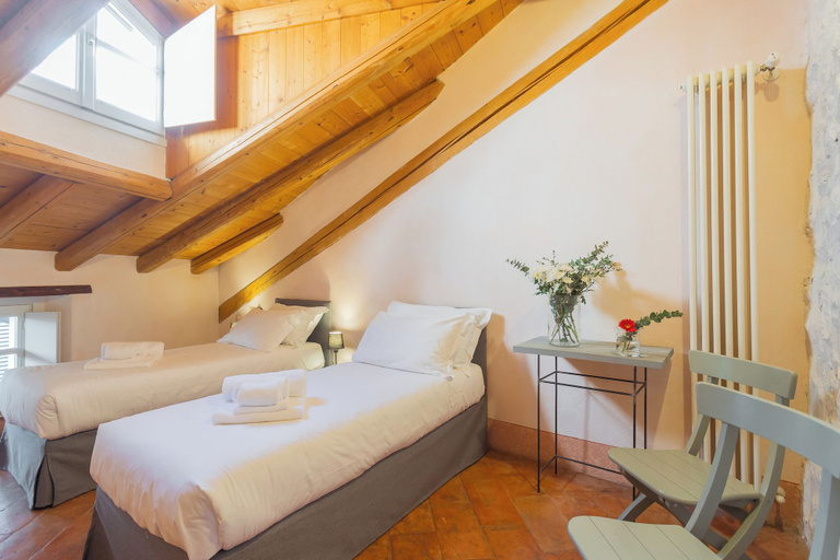 Bedroom 2, Antiche Mura by Rent all Como, Como