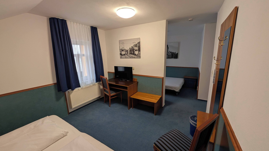 Bedroom 4, Hotel am Bayrischen Platz, Leipzig