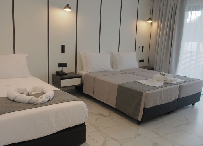Bedroom 3, Oros Paradise Hotel, South Aegean