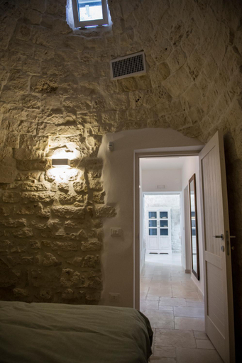 Others 3, Trulli Pietraviva with Pool, Bari