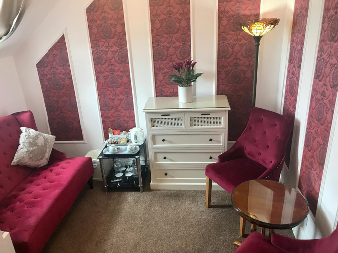 Others 5, Norman Guest House with Free Parking, North Yorkshire