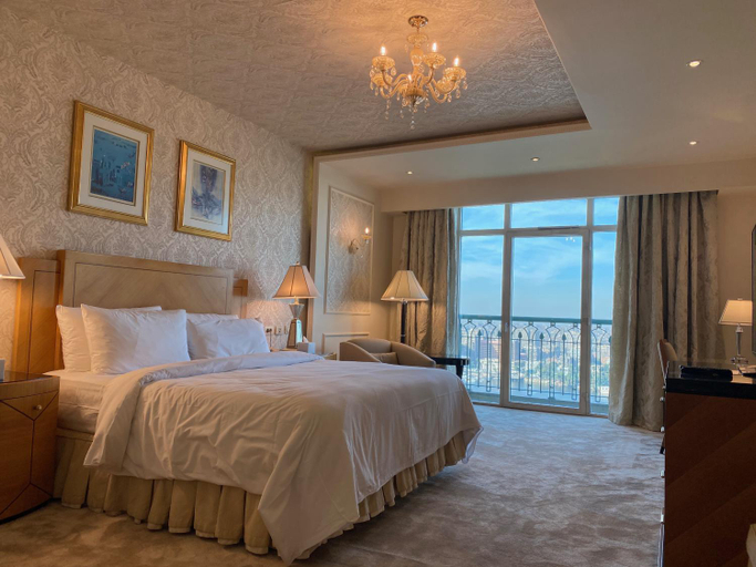 Chez Haytham At Four Seasons Residential Suite, Al-Basatin