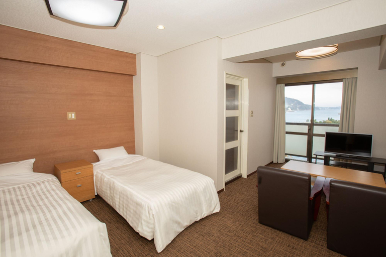 Bedroom 3, Uomisaki Hotel, Atami