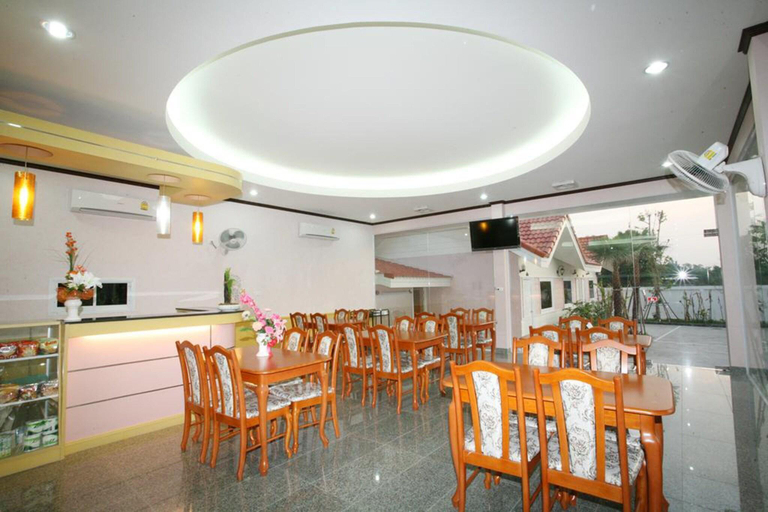 Food & Drinks 5, Soda Resort, Mueang Kamphaeng Phet