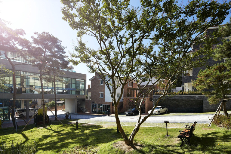 Public Area, Thesoom Forest, Yongin