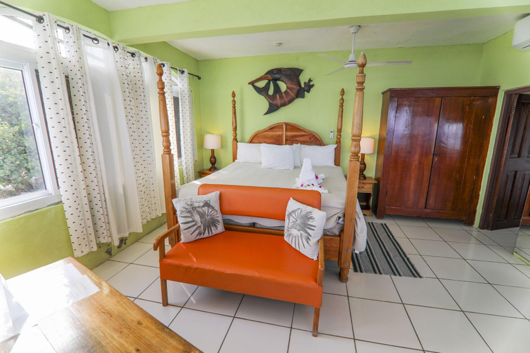 Bedroom 3, Home Sweet Home Resort