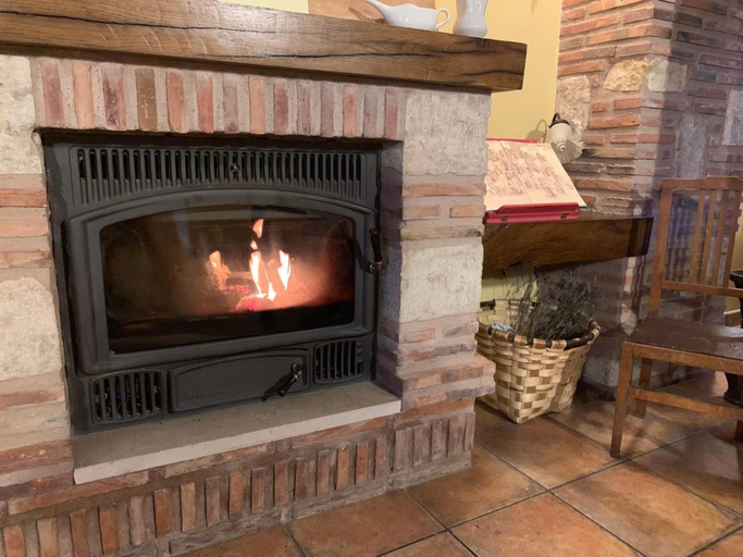 Public Area 2, La Cabala de Ibeas, Burgos