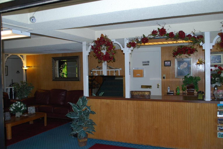Public Area 2, National 9 Casper - Showboat, Natrona
