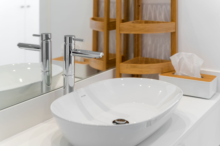 Bathroom 3, Lagos Modern 1 With Pool by Homing, Lagos