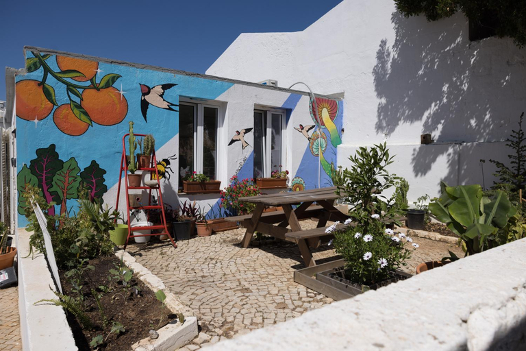 Others 5, Greenth Avenue, Faro