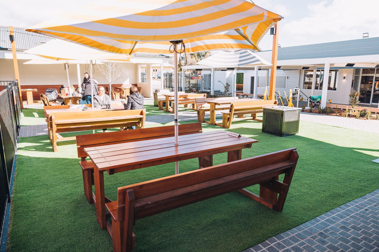 Food & Drinks 5, The Ophir Hotel, Orange
