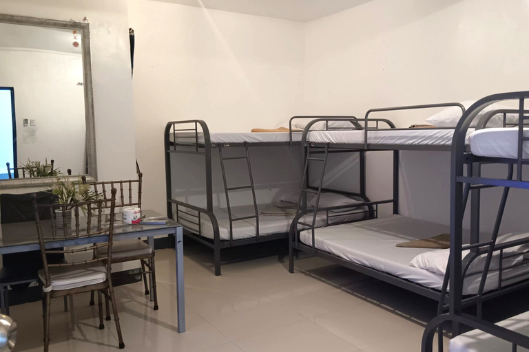 Bedroom 4, Hotel Villarte Fort Pampanga, San Fernando City