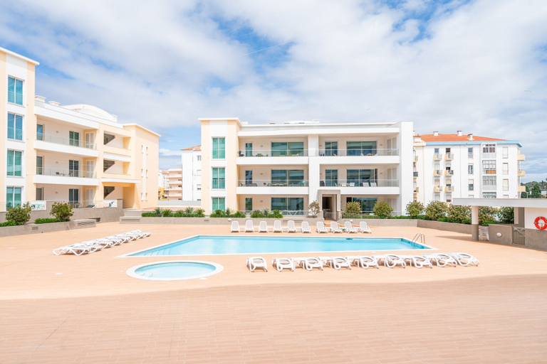 Exterior & Views 2, Lagos Marina View 4 With Pool by Homing, Lagos