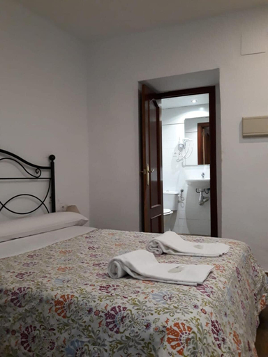 Bedroom 3, Pension Cibeles, Córdoba