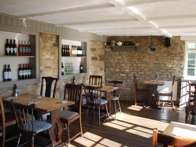 Food & Drinks 4, The Crewe Arms, Northamptonshire