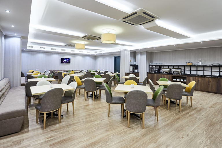 Food & Drinks 5, Green Tower Hotel, Tbilisi