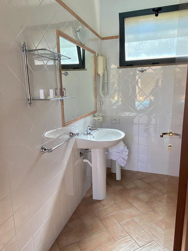 Bathroom 5, Hotel Le Querciolaie dei Ricci, Grosseto