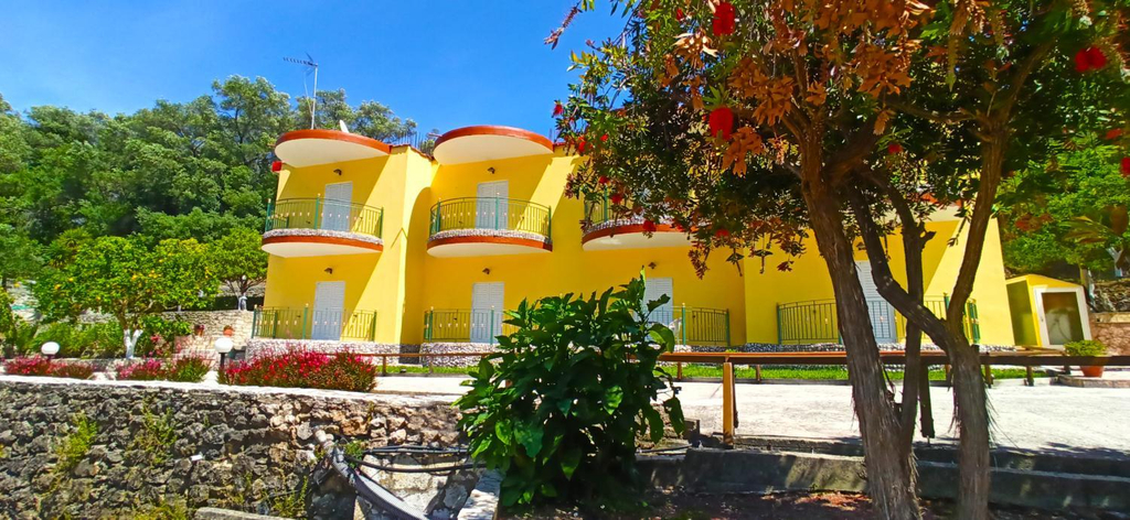 Entrance 5, Villa Perkemes Apartments Parga, Epirus