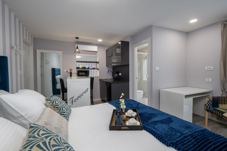 Others 5, Apartment & rooms Forever 2, Rijeka