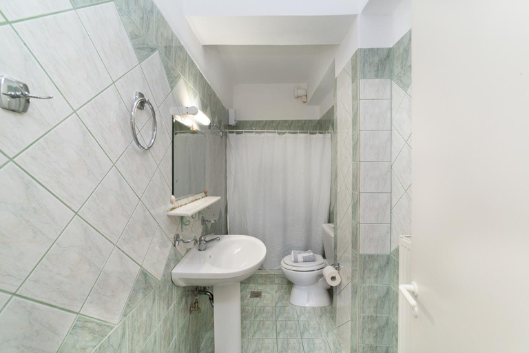 Bathroom 3, Natassa Apartments, Ionian Islands