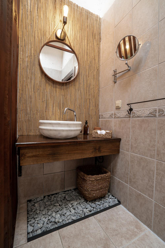 Bathroom 5, Olympos Mountain Lodge, Kemer