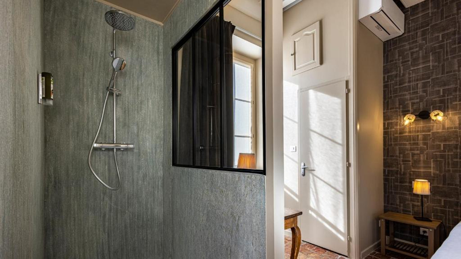 Bathroom 5, Logis Hostellerie Bressane, Saône-et-Loire