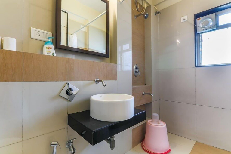 Bathroom 4, Magnus Vosiv Suites, Pune