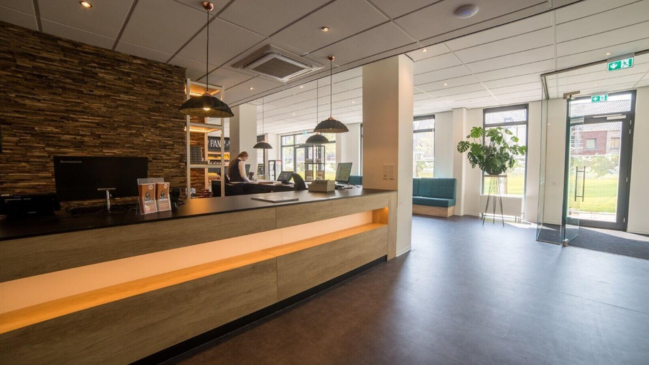 Public Area, Dormio Resort Maastricht, Limburg
