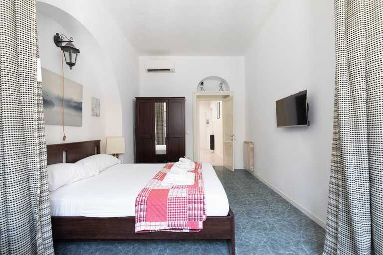 Bedroom 3, Cozy And Comfy Apartment At Esquilino, Rome