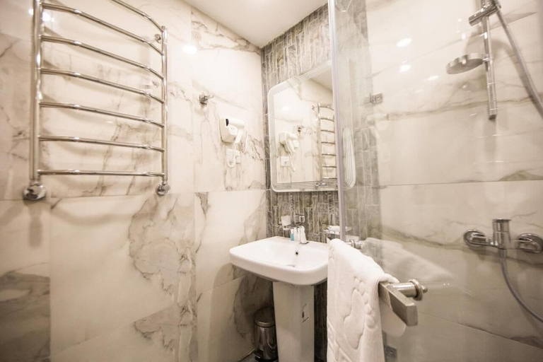 Bathroom 5, Passage Modern Hotel Baku, Baku