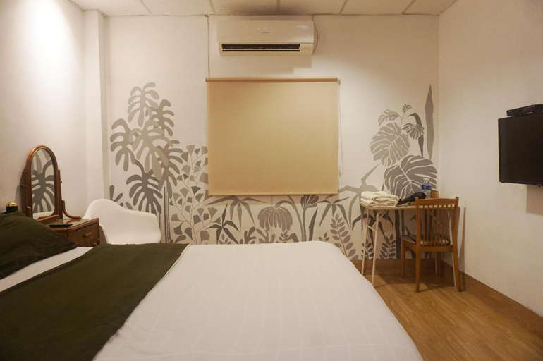 Bedroom 5