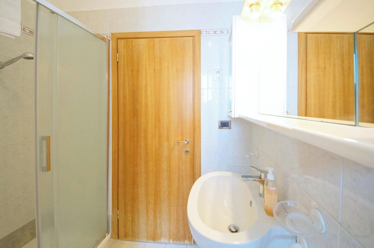 Bathroom 4, DolceVita Apartments N. 518, Venezia