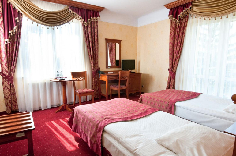 Bedroom 5