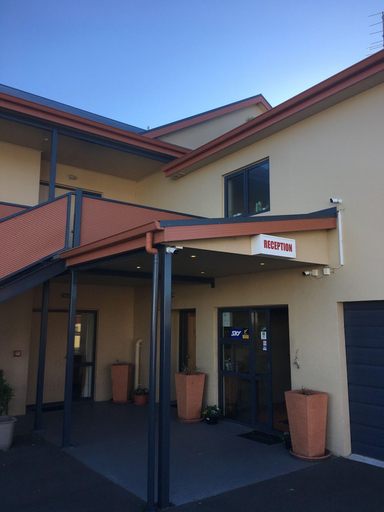 Exterior & Views 2, Waterfront Motels, Marlborough