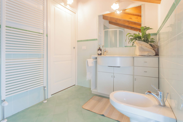 Bathroom 4, Giuliano's House - Amazing Lake View by Rent all Como, Como