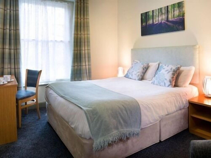 Bedroom 3, The White Hart Hotel, Cornwall