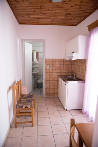 Others 4, Hotel Anna, Epirus