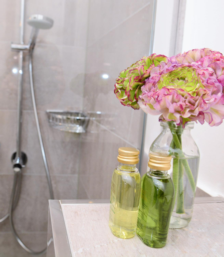 Bathroom 4