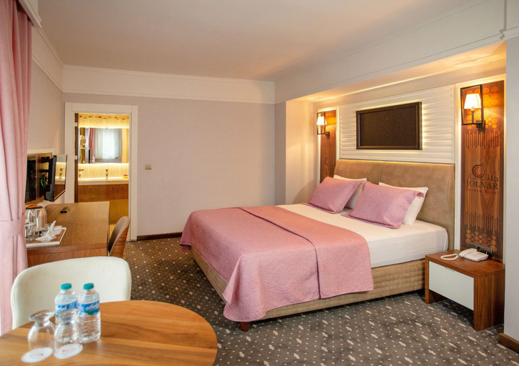 Bedroom 3, Jolnar Garden Hotel, Maçka