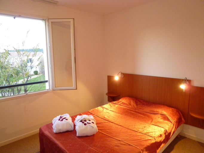 Bedroom 2, Hotel Aix en Provence - Fuveau, Bouches-du-Rhône