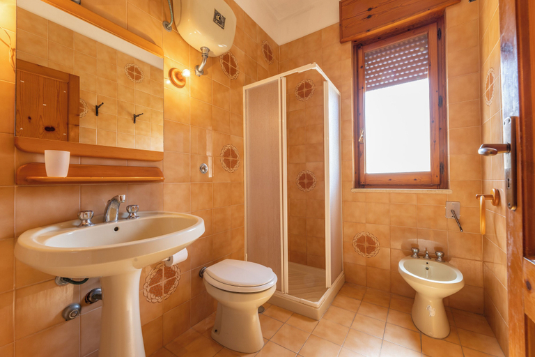 Bathroom, Giovanni Apartmetn In Gallipoli Ac, Lecce