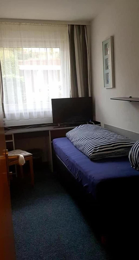 Bedroom 3, Hotel Garni Herborn, Lahn-Dill-Kreis